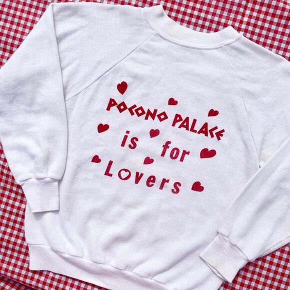 RARE Vintage 70s‎ / 80s Pocono Palace is for Lovers Sweatshirt // Size Small - Picture 1 of 7